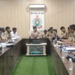 अपराध नियंत्रण पर सख्त हुए एसएसपी शशि मोहन सिंह, लंबित मामलों के जल्द निराकरण और विशेष अभियान पर जोर