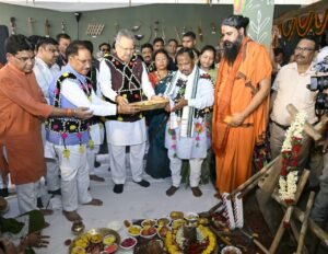 हरेली पर छत्तीसगढ़ी रंग में रंगा मुख्यमंत्री निवास, गेड़ी से लेकर लोकगीतों तक दिखी गांव की पूरी झलक