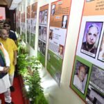 रायपुर के टाउन हॉल में दिखा छत्तीसगढ़ का गौरव: वीरों की शहादत से विकास की नई तस्वीर तक, CM साय ने किया खास प्रदर्शनी का शुभारंभ