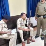 रायगढ़ में बैंकों की सुरक्षा पर पुलिस की नजर, CCTV से लेकर स्ट्रांग रूम तक हुआ औचक निरीक्षण
