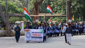 शहादत को सलाम, हर घर तिरंगे के नाम: बीजापुर में पहली बार आजादी का जश्न बना शांति और वीरता का उत्सव